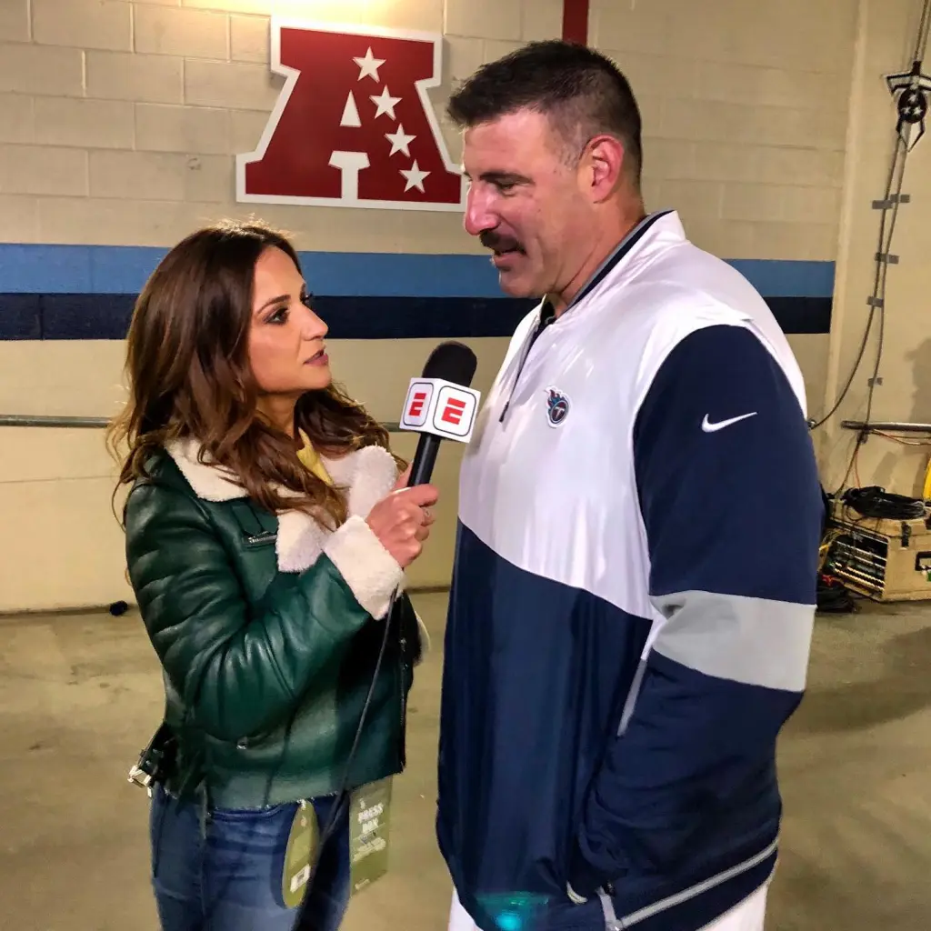 Reporter Dianna Russini interviews Mike Vrabel.