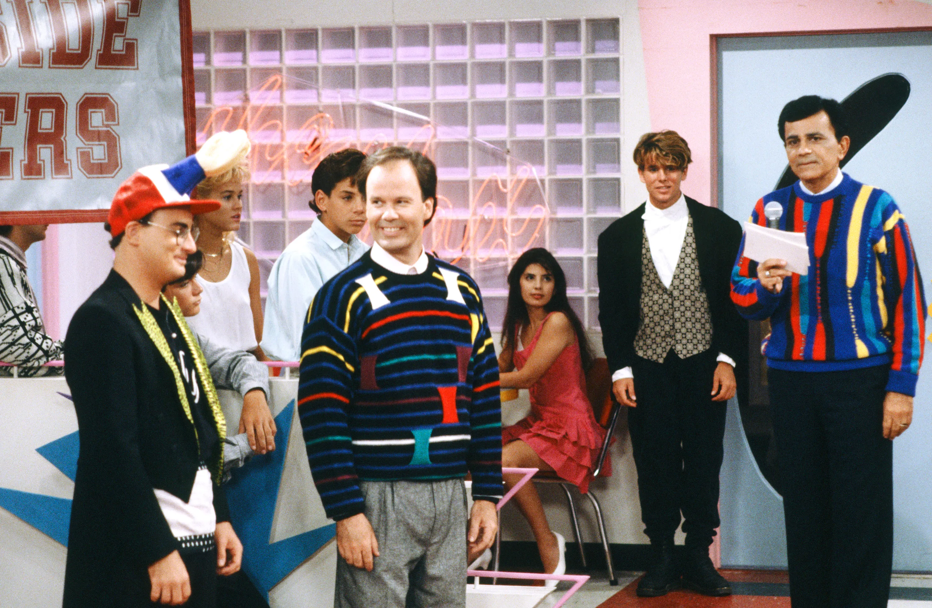 (From L-R) Ed Alonzo as Max, Dennis Haskins as Mr. Richard Belding, and Casey Kasem as himself in an episode of 