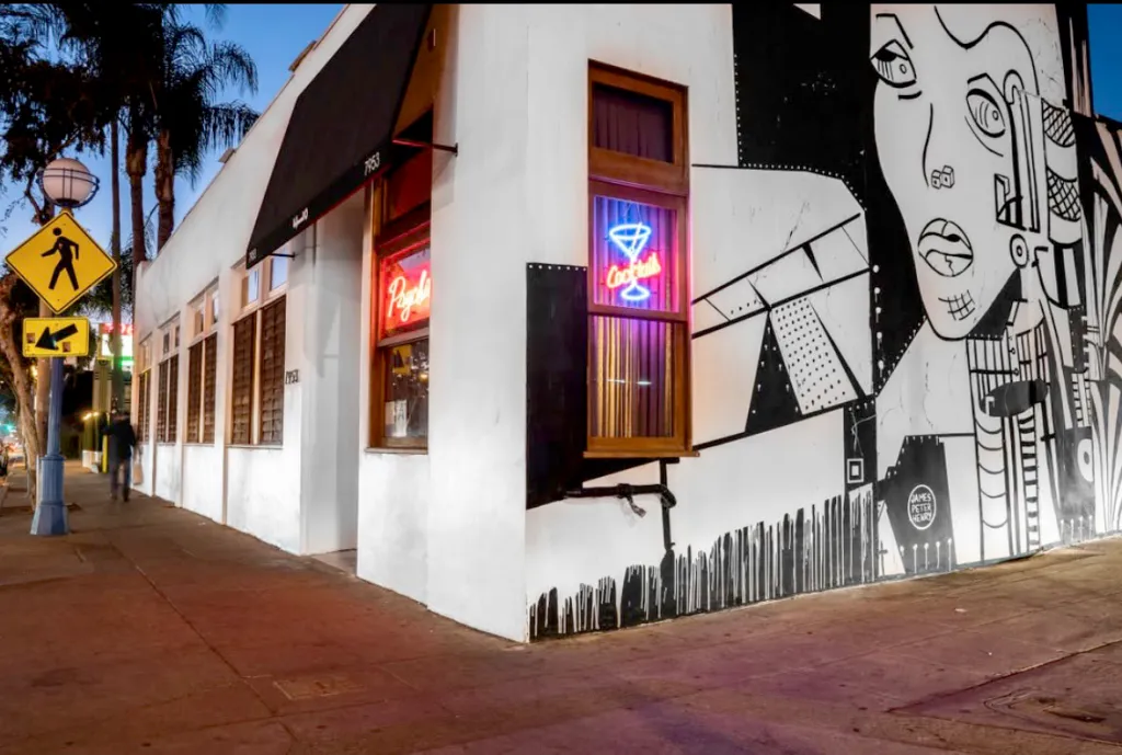 Employees Only LA in West Hollywood at night.