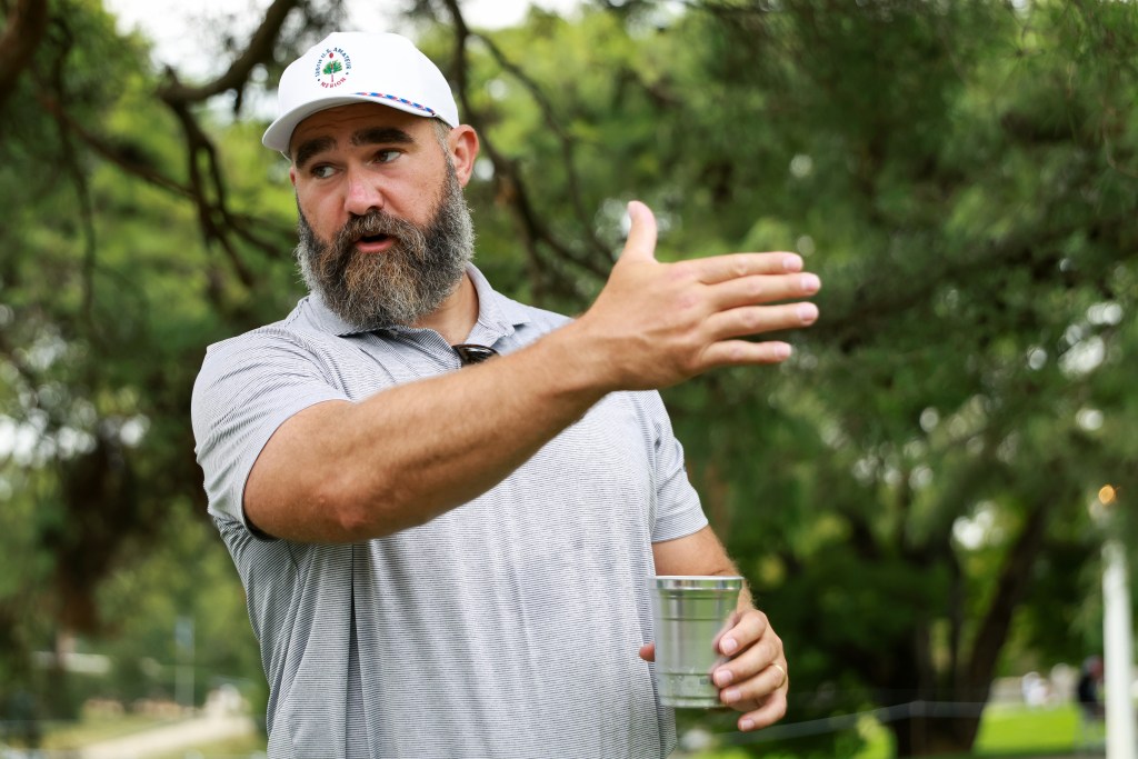 Jason Kelce speaks to fans at the U.S. Amateur Championship.