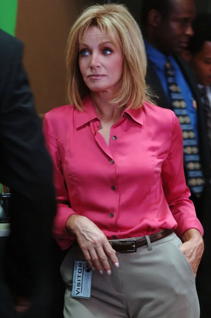 Donna Mills as Polly in Jane Doe, Yes, I Remember It Well.