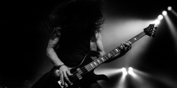 Listening to This Music Genre Could Increase Your Pain Tolerance, According to Science