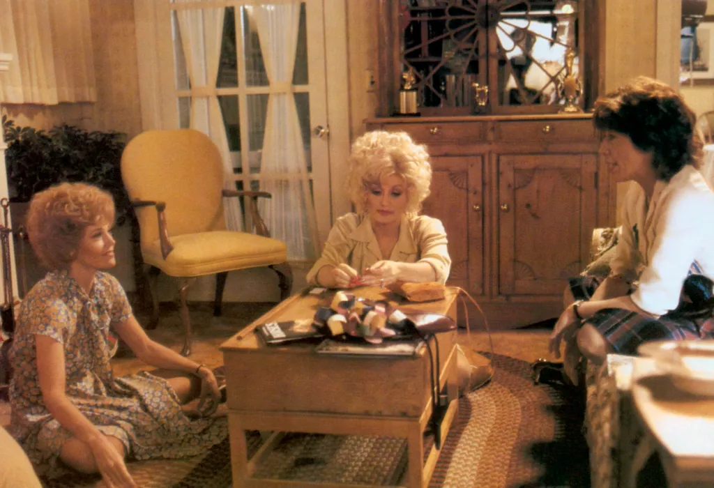 Jane Fonda, Dolly Parton, and Lily Tomlin from the movie 