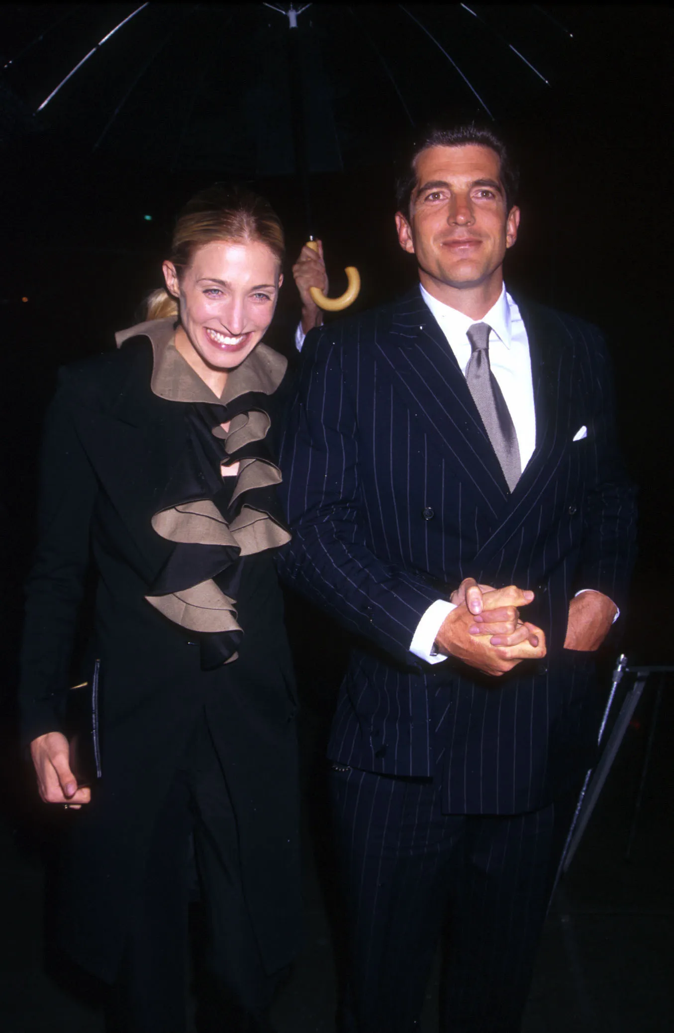 John Kennedy Jr. and his wife Carolyn Bessett in 1999