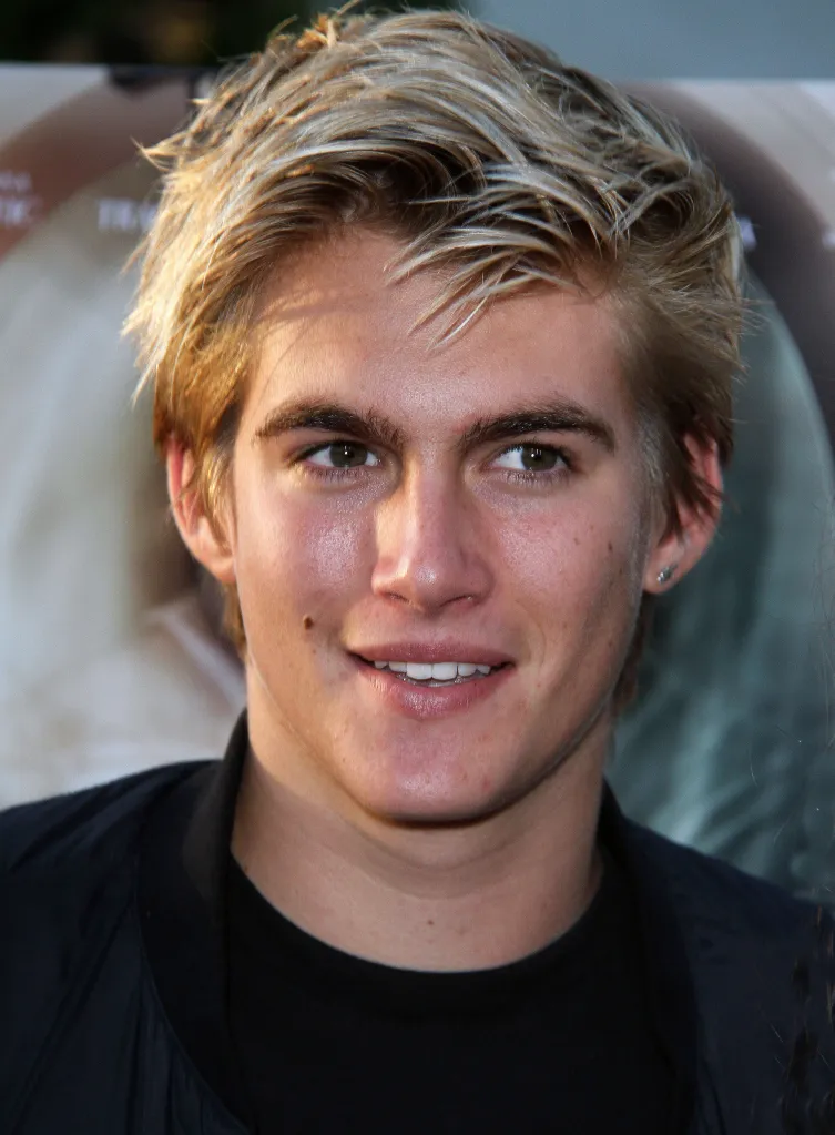 Presley Gerber smiling at an event.