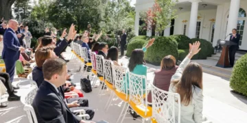 Shockwaves as Trump’s White House newsroom ban rocks DC: ‘This is crazy’