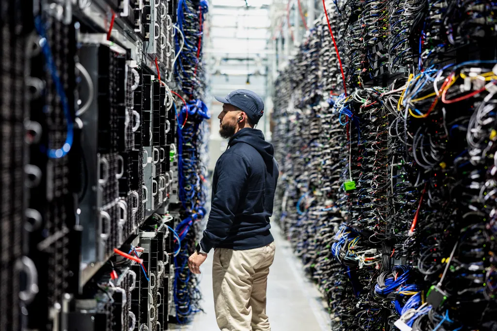 Artificial intelligence could become a powerful economic engine for American communities, but a tech CEO warns that allowing a handful of companies to dominate the technology could lead to a much darker outcome.