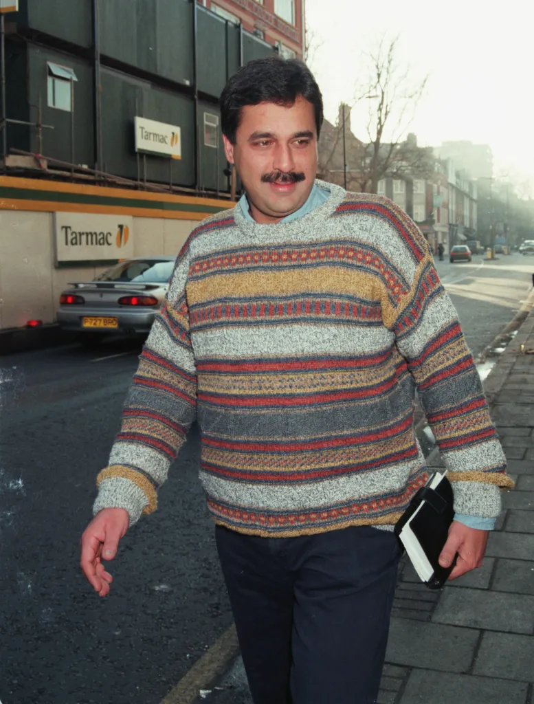 Pakistani surgeon Hasnat Khan walking on a street in London.