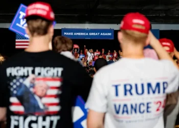 Experts call out GOP’s ‘last bet’ campaign strategy: ‘Don’t have much else’