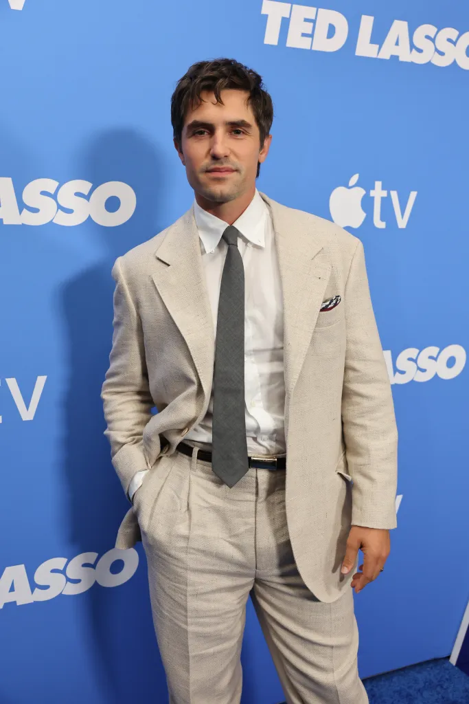Phil Dunster attends the New York premiere of 