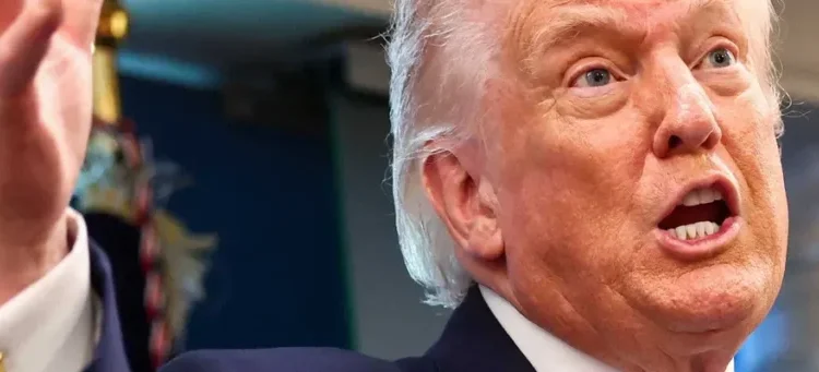 ‘I mean it!’ Trump rampages as even MAGA scoffs at wild ‘bread and circus bribes’