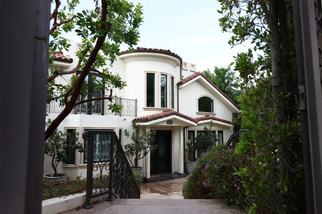 Resolutions Living residential treatment facility.