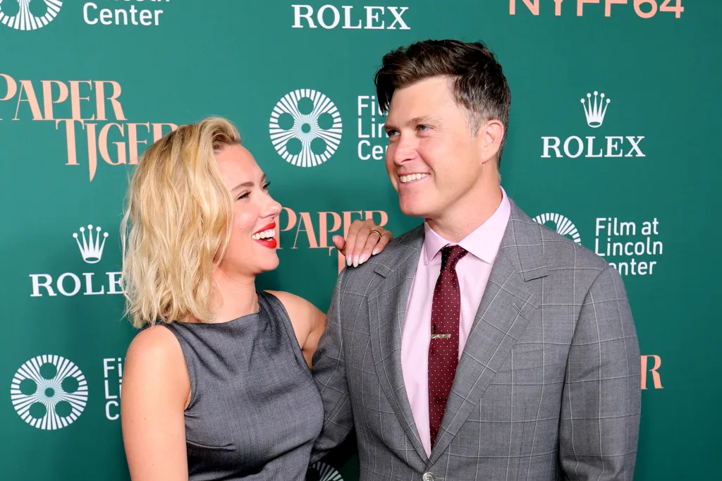 Scarlett Johansson and Colin Jost on the red carpet at the 