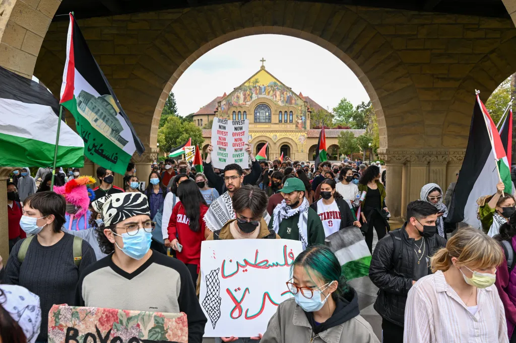 Pro-Palestine protesters at Stanford University.
