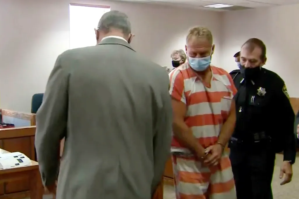 Barry Morphew in court after his initial arrest for the alleged murder of his wife in May 2021.