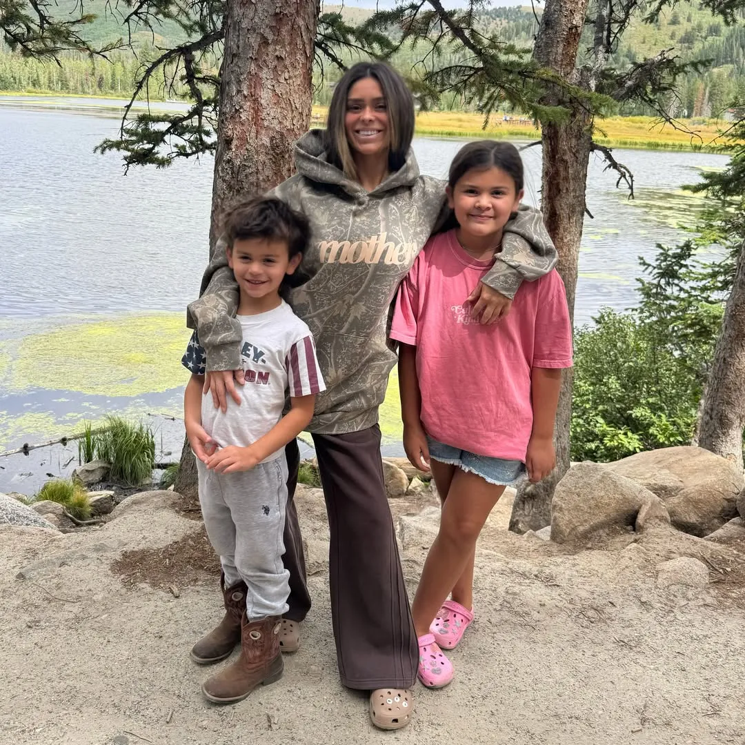 Taylor Frankie Paul with her kids
