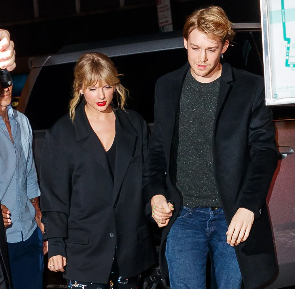 Taylor Swift and Joe Alwyn arrive at Zuma.