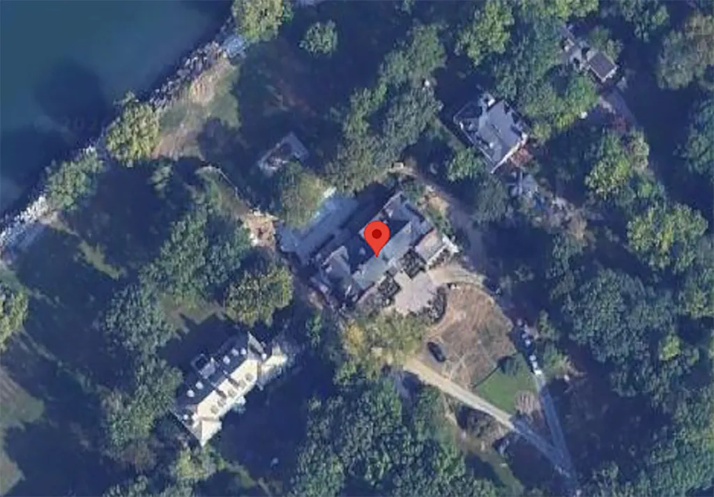 Google Maps aerial view of Taylor Swift and Travis Kelce's new home in Bratenahl, Ohio.