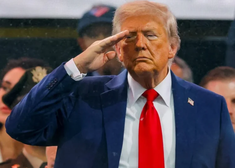 Disbelief as Trump’s Iran war talk with Army boss derails into ballroom gripes: ‘Doomed’