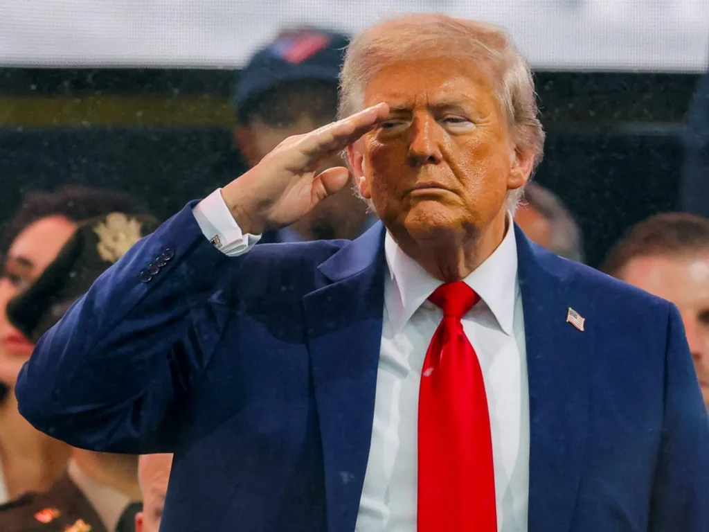 Disbelief as Trump’s Iran war talk with Army boss derails into ballroom gripes: ‘Doomed’