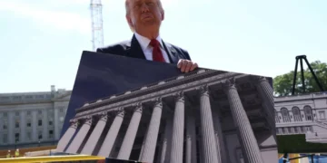 Trump accused of building ‘death trap’ at White House