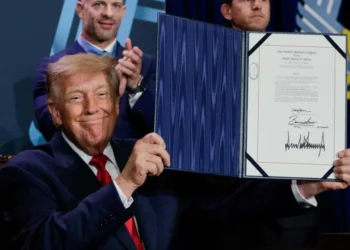 Republican sounds the alarm as Trump finds it impossible to escape ‘bad numbers’
