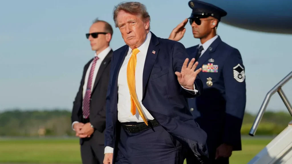 A dirty little secret betrays a supposedly rosy report for Trump