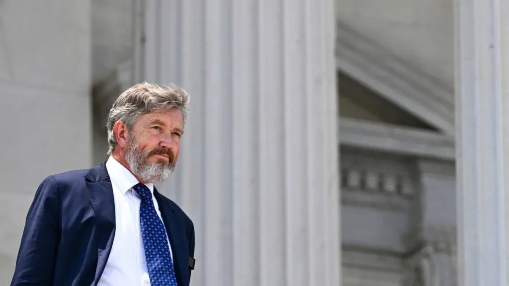 Thomas Massie names names in scorched-earth Epstein speech aimed at Trump’s DOJ