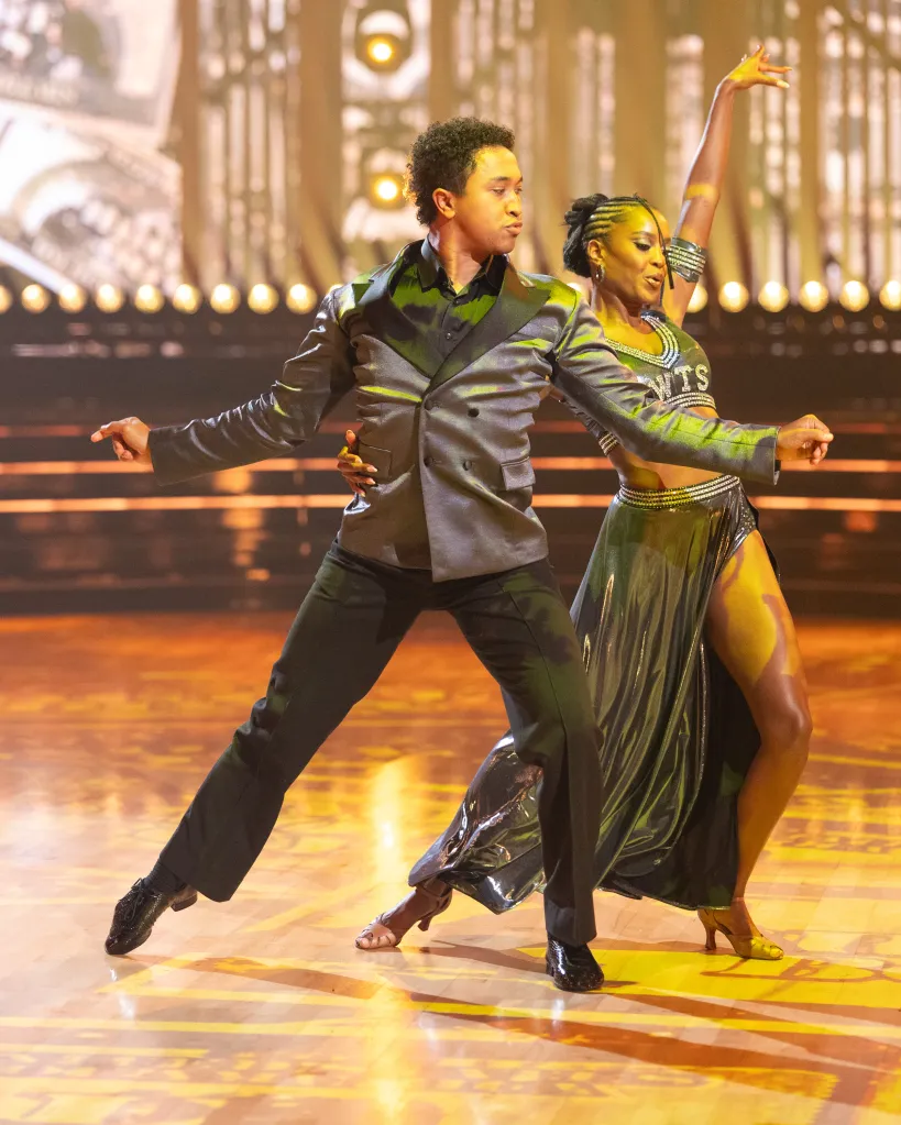 Brandon Armstrong and Ciara Miller dancing on 