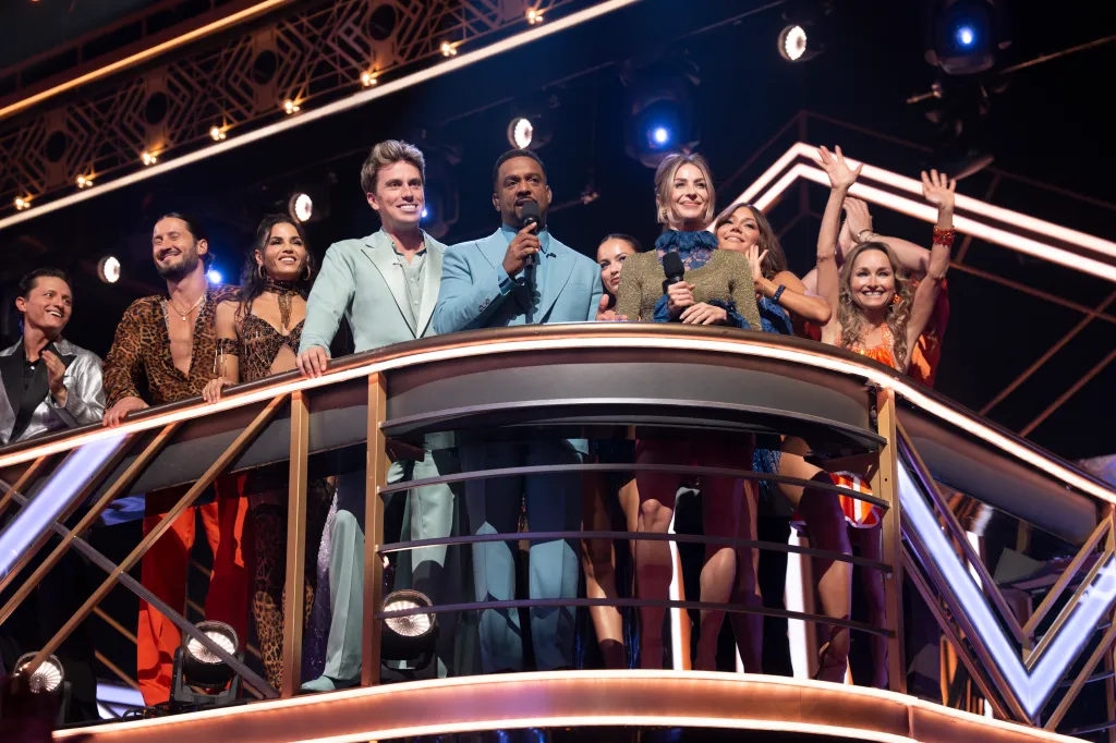 Alfonso Ribeiro, Julianne Hough, and other celebrities on the 