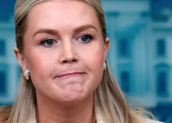 Karoline Leavitt infuriates MAGA TV host with ‘immature’ Trump ‘gossip’: ‘Breach of trust’