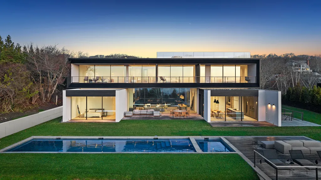 The deal set a new record for a non-oceanfront home in Montauk, the third time Douglas Elliman broker Kyle Rosko has raised that benchmark, following sales of $14 million in 2022 and $17 million last year.