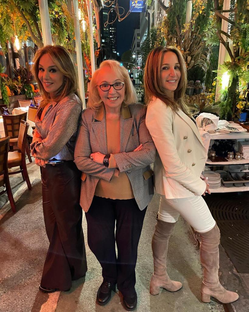 Rosanna Scotto with her sister Eliana and mother Marion.