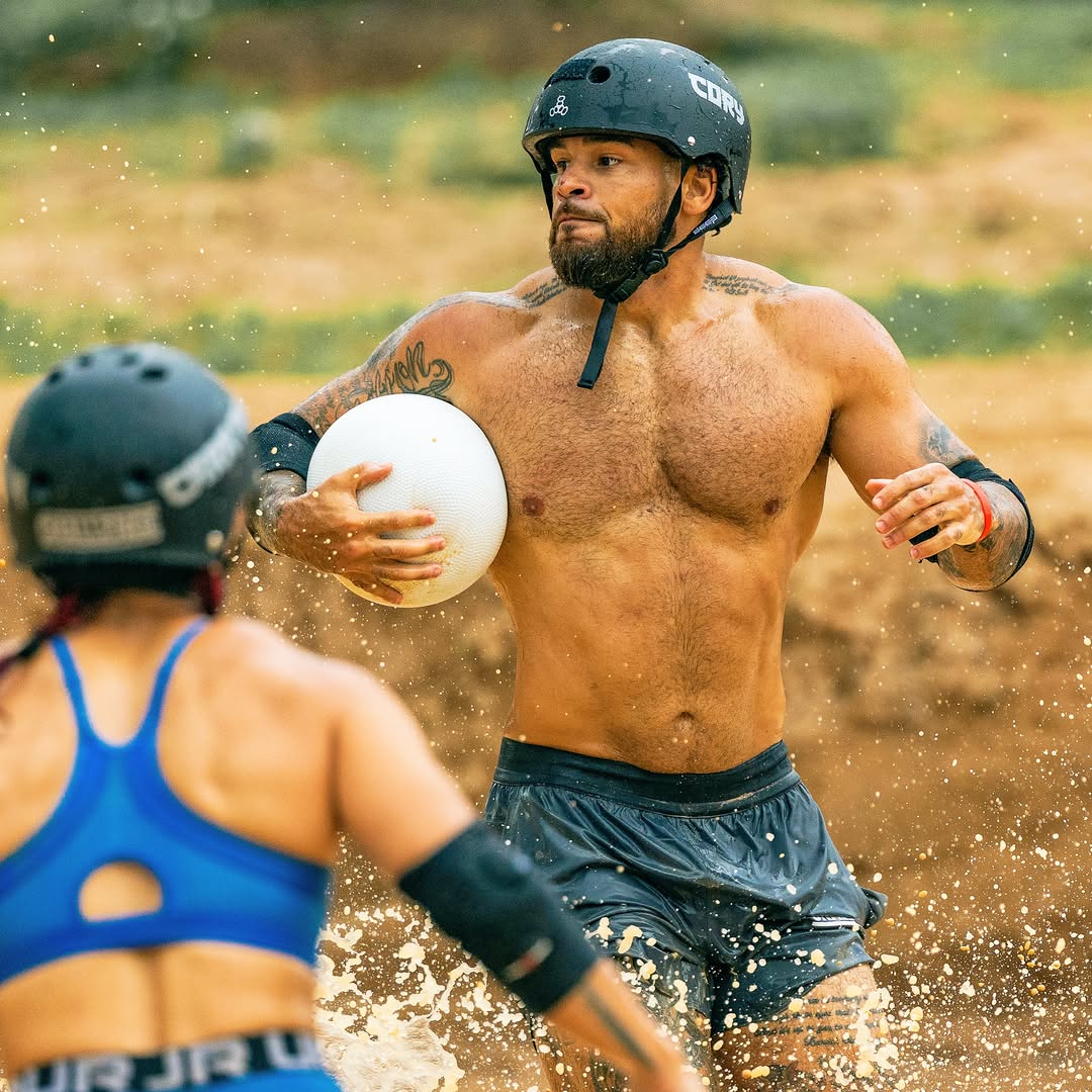 Cory Wharton playing mudball against an opponent.