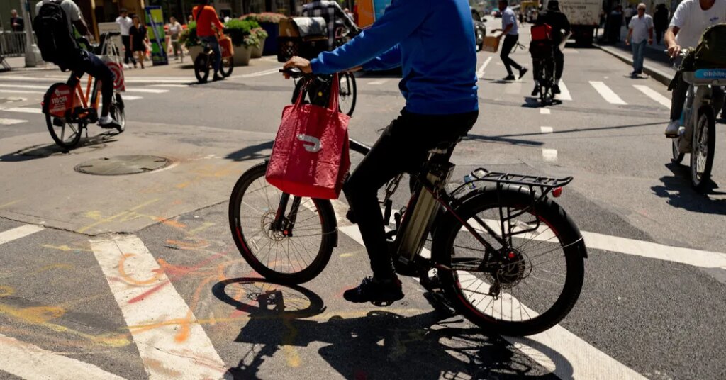 DoorDash to Buy Instacart for $17 Billion, Uniting 2 Delivery Giants
