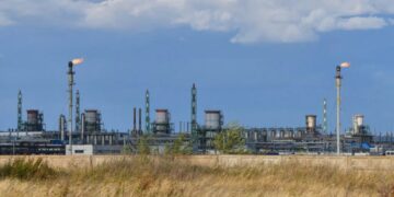 U.S. Floats Another Lifeline to Russia: Allowing It to Sell More Gas to Europe