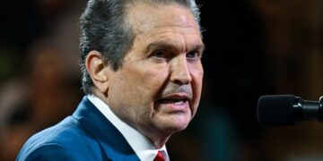 The Financial Woes of a MAGA Bank Entangle 2 G.O.P. Candidates
