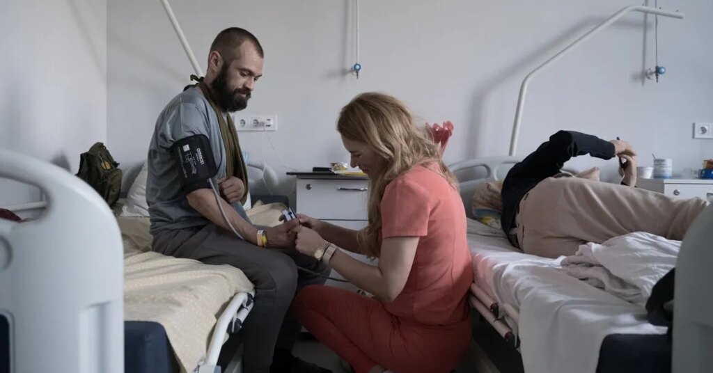 Doctors in Ukraine Try Treating Infections Like Biological Warfare Attacks