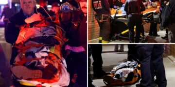 Armed nutjob barricaded himself in NYC apartment after shooting two people: cops