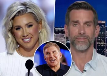 Pregnant Savannah Chrisley’s fiancé Jason Galanis was in prison with her dad Todd