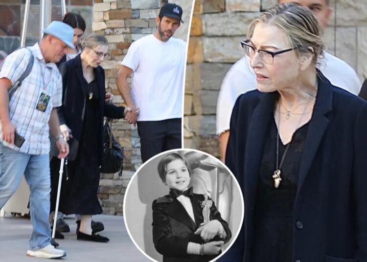 Tatum O’Neal, 62, makes rare public outing with family 6 years after near-fatal stroke