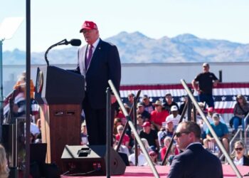 Trump Says Those Who Leak Military Plans Should Be Shot