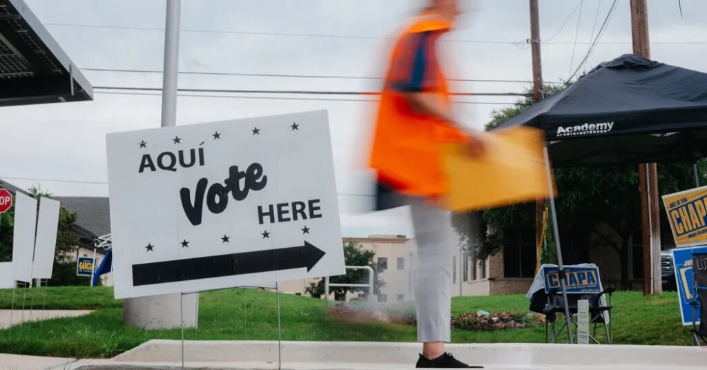 Glitch Delays 600,000 Voter Registrations in Texas as Early Voting Looms