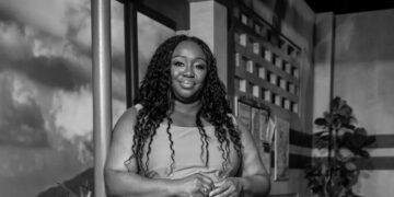 Tackling Beauty Standards, With Zingers and Pageant Gowns