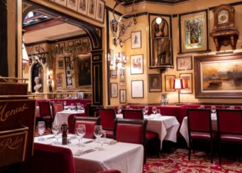 London’s Oldest Restaurant, a Haunt of Dickens, Is Protected for the Future