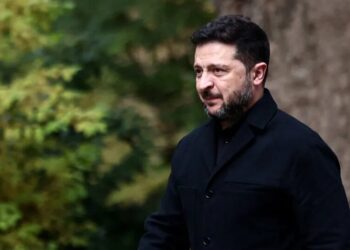 Zelensky Says Ukraine Will Resume Refinery Strikes, Defying Trump