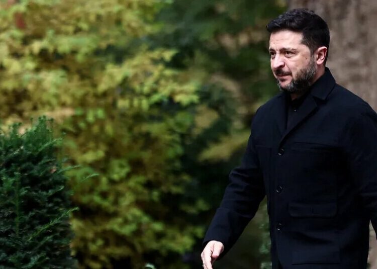 Zelensky Says Ukraine Will Resume Russian Refinery Strikes, Defying Trump