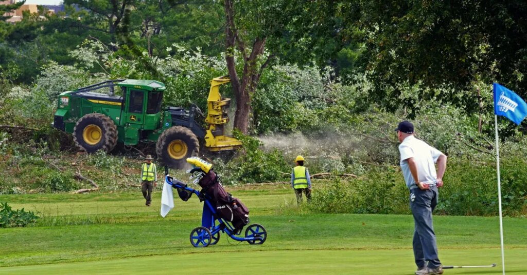Justice Department Seeks to Disqualify Judge Overseeing Golf Course Lawsuit