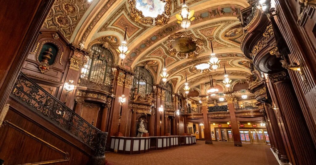 This Weekend, See an ‘Extravaganza of Ornament’ in the Bronx