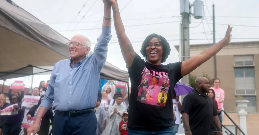 Drawn by Nixon’s Surprise Surge, Sanders Makes Rare Florida Trip